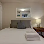 Quiet & Spacious Easy Check-in W&D Zencity